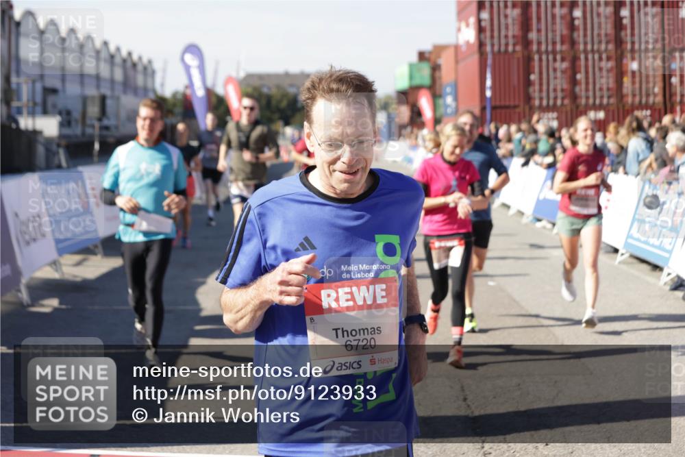 03.10.2025 - Köhlbrandbrückenlauf Jannik Wohlers http://msf.ph/oto/9123933 03.10.2025 13:05:56 Ziel 4066, 4133, 4290, 4302, 4327, 4328, 4335, 4336, 4413, 4467, 4599, 4643, 4761, 4954, 5096, 5764, 5964, 6158, 6214, 6305, 6533, 6631, 6642, 6720 meine-sportfotos.de