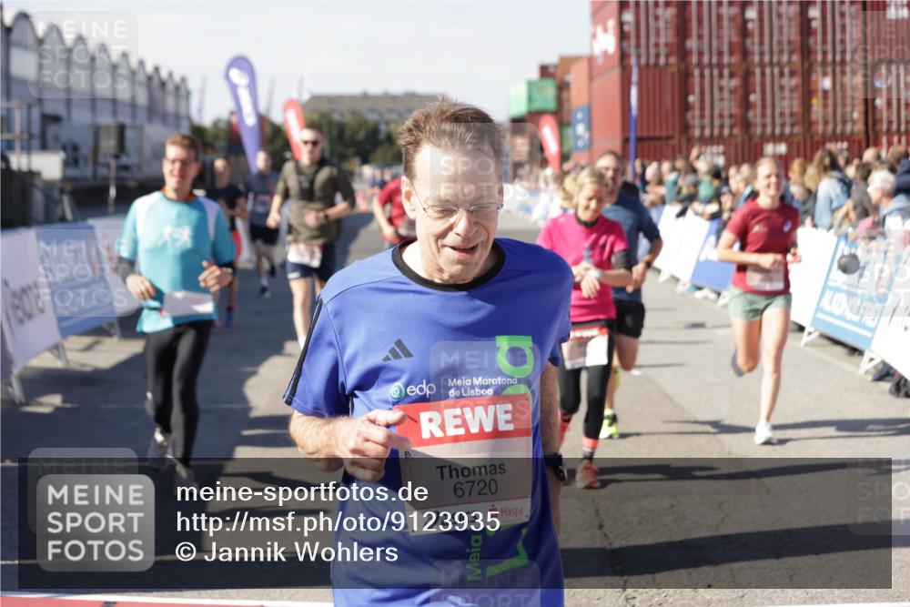 03.10.2025 - Köhlbrandbrückenlauf Jannik Wohlers http://msf.ph/oto/9123935 03.10.2025 13:05:56 Ziel 4066, 4133, 4290, 4302, 4327, 4328, 4335, 4336, 4413, 4467, 4599, 4643, 4761, 4954, 5096, 5764, 5964, 6158, 6214, 6305, 6533, 6631, 6642, 6720 meine-sportfotos.de