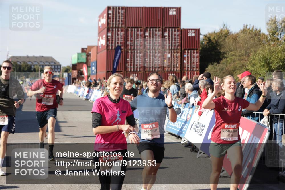 03.10.2025 - Köhlbrandbrückenlauf Jannik Wohlers http://msf.ph/oto/9123953 03.10.2025 13:05:57 Ziel 4066, 4290, 4302, 4327, 4328, 4335, 4336, 4413, 4467, 4599, 4643, 4761, 4954, 5096, 5764, 6158, 6214, 6305, 6510, 6533, 6631, 6642, 6720 meine-sportfotos.de