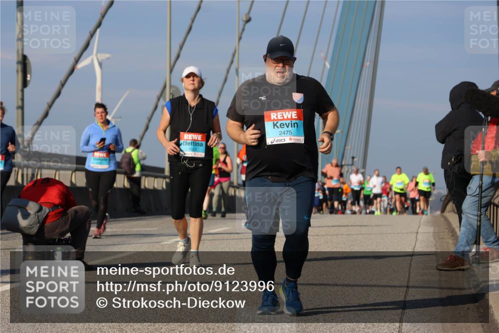 03.10.2025 - Köhlbrandbrückenlauf Strokosch-Dieckow http://msf.ph/oto/9123996 03.10.2025 10:03:22 Position 2 2553, 2475 meine-sportfotos.de