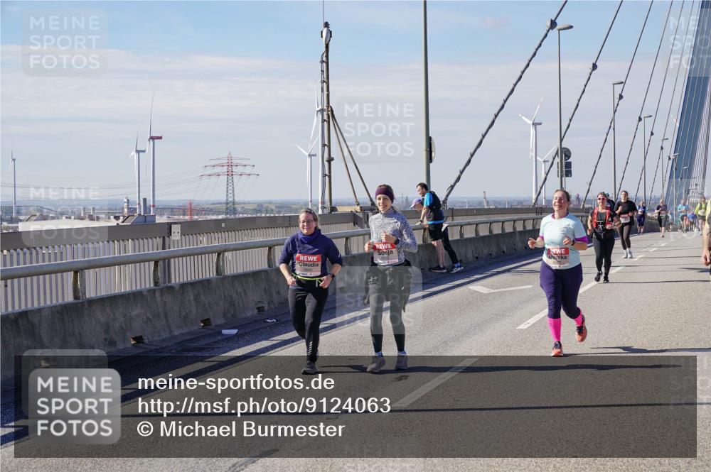 03.10.2025 - Köhlbrandbrückenlauf Michael Burmester http://msf.ph/oto/9124063 03.10.2025 13:06:56 Position 2  meine-sportfotos.de