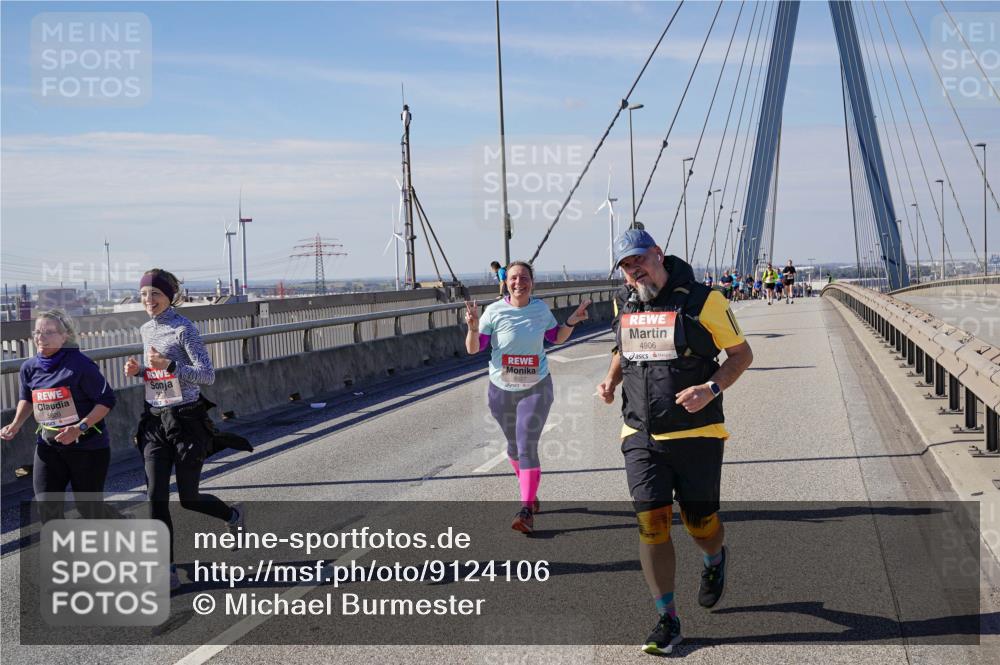 03.10.2025 - Köhlbrandbrückenlauf Michael Burmester http://msf.ph/oto/9124106 03.10.2025 13:06:58 Position 2 5620, 4906, 6527 meine-sportfotos.de