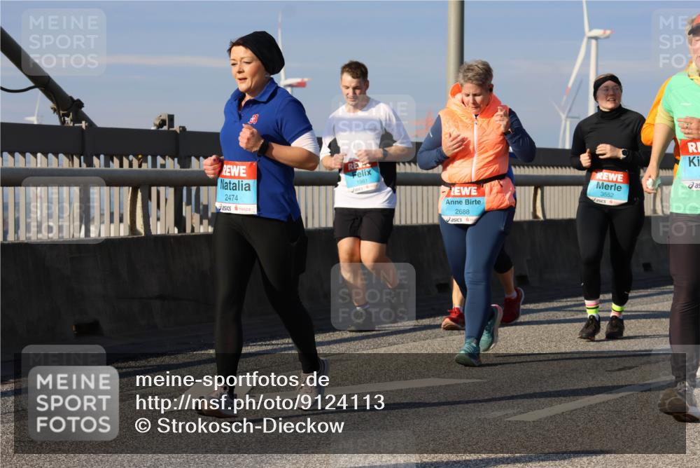 03.10.2025 - Köhlbrandbrückenlauf Strokosch-Dieckow http://msf.ph/oto/9124113 03.10.2025 10:03:58 Position 2 2474, 1981, 2688, 3552 meine-sportfotos.de