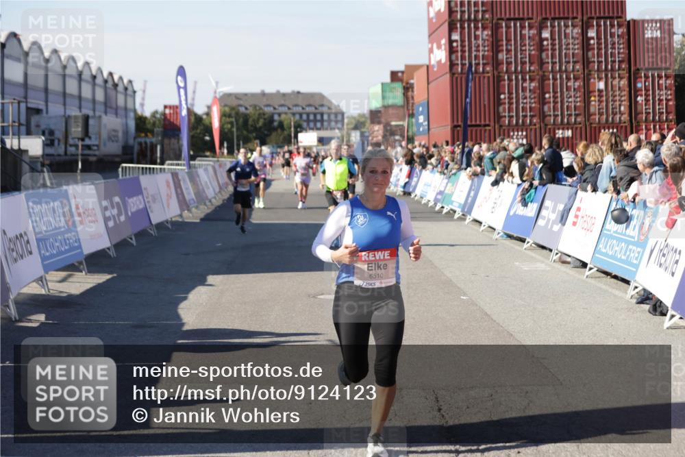 03.10.2025 - Köhlbrandbrückenlauf Jannik Wohlers http://msf.ph/oto/9124123 03.10.2025 13:06:04 Ziel 4302, 4327, 4328, 4504, 4635, 4761, 4954, 5096, 6158, 6214, 6305, 6510, 6533, 6720 meine-sportfotos.de