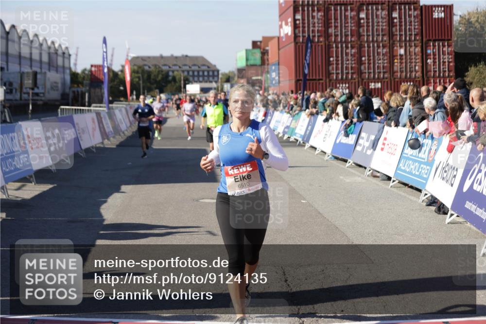 03.10.2025 - Köhlbrandbrückenlauf Jannik Wohlers http://msf.ph/oto/9124135 03.10.2025 13:06:04 Ziel 4302, 4327, 4328, 4504, 4635, 4761, 4954, 5096, 6158, 6214, 6305, 6510, 6533, 6720 meine-sportfotos.de