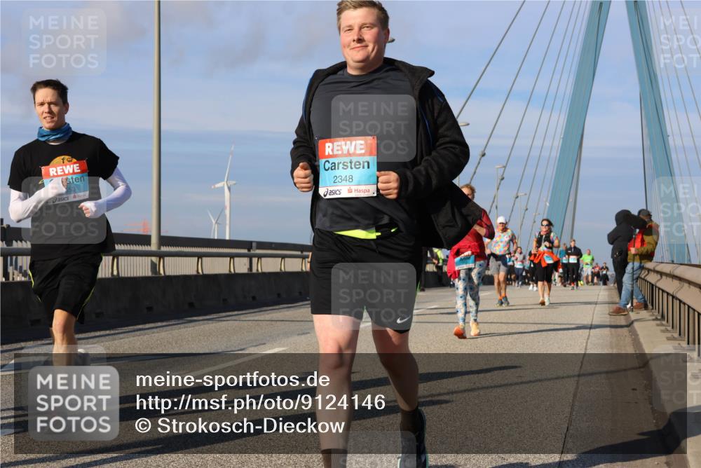 03.10.2025 - Köhlbrandbrückenlauf Strokosch-Dieckow http://msf.ph/oto/9124146 03.10.2025 10:04:01 Position 2 53, 2348 meine-sportfotos.de