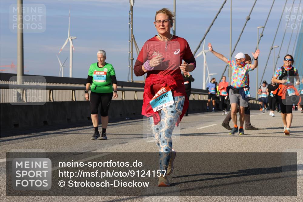 03.10.2025 - Köhlbrandbrückenlauf Strokosch-Dieckow http://msf.ph/oto/9124157 03.10.2025 10:04:04 Position 2 3621, 1988 meine-sportfotos.de