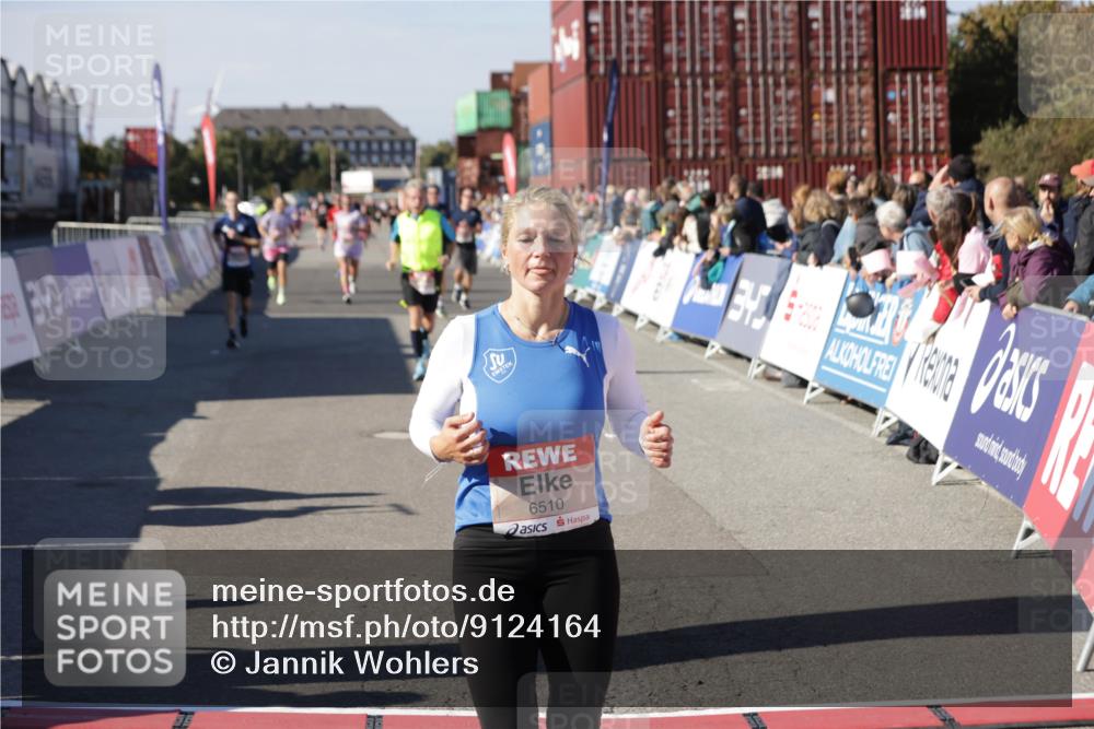 03.10.2025 - Köhlbrandbrückenlauf Jannik Wohlers http://msf.ph/oto/9124164 03.10.2025 13:06:05 Ziel 4302, 4327, 4328, 4504, 4635, 4738, 4761, 4954, 5096, 6158, 6214, 6222, 6224, 6305, 6356, 6510, 6533 meine-sportfotos.de