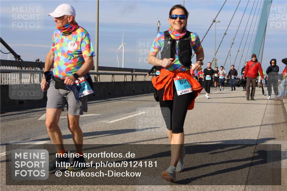 03.10.2025 - Köhlbrandbrückenlauf Strokosch-Dieckow http://msf.ph/oto/9124181 03.10.2025 10:04:10 Position 2 265, 2600 meine-sportfotos.de