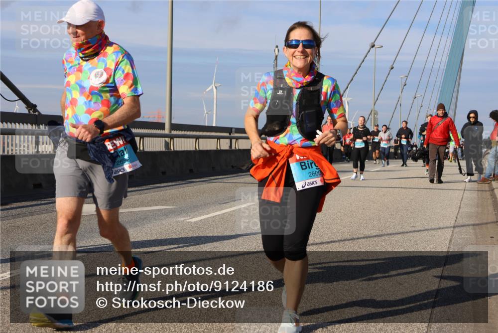 03.10.2025 - Köhlbrandbrückenlauf Strokosch-Dieckow http://msf.ph/oto/9124186 03.10.2025 10:04:10 Position 2 2652, 2600 meine-sportfotos.de