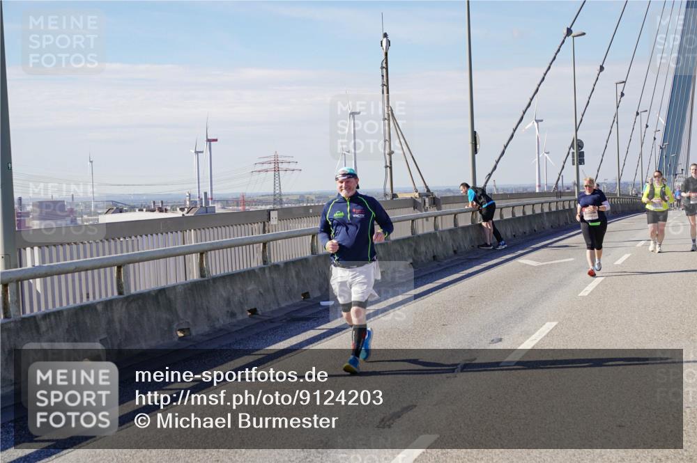 03.10.2025 - Köhlbrandbrückenlauf Michael Burmester http://msf.ph/oto/9124203 03.10.2025 13:07:11 Position 2 95 meine-sportfotos.de