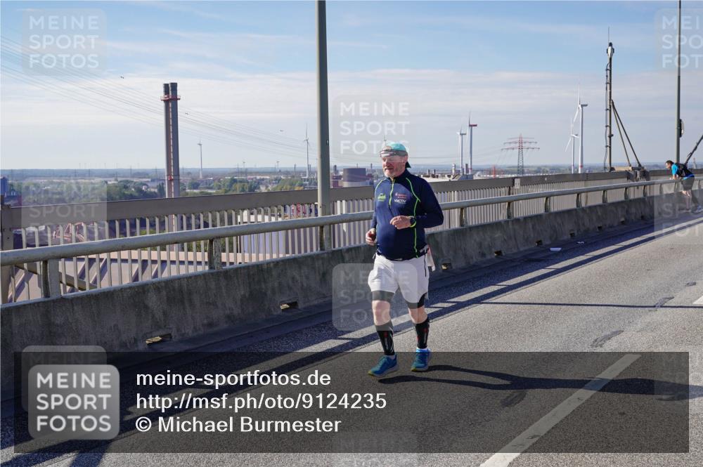 03.10.2025 - Köhlbrandbrückenlauf Michael Burmester http://msf.ph/oto/9124235 03.10.2025 13:07:13 Position 2  meine-sportfotos.de