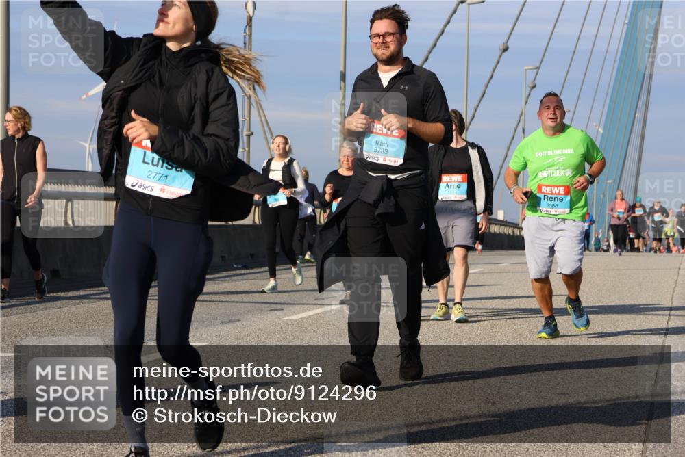 03.10.2025 - Köhlbrandbrückenlauf Strokosch-Dieckow http://msf.ph/oto/9124296 03.10.2025 10:04:41 Position 2 2771, 3733, 1254, 3588 meine-sportfotos.de