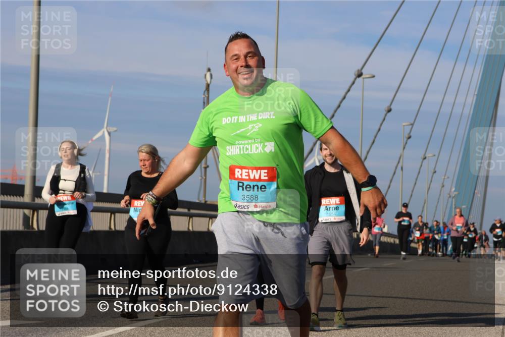 03.10.2025 - Köhlbrandbrückenlauf Strokosch-Dieckow http://msf.ph/oto/9124338 03.10.2025 10:04:43 Position 2 3588, 1254 meine-sportfotos.de