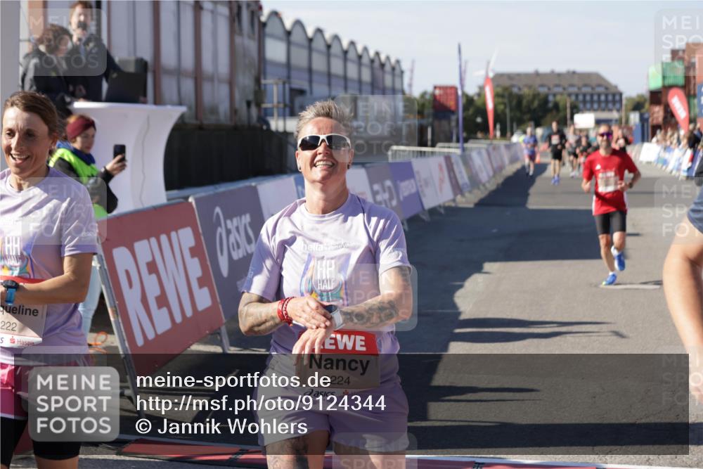 03.10.2025 - Köhlbrandbrückenlauf Jannik Wohlers http://msf.ph/oto/9124344 03.10.2025 13:06:13 Ziel 4504, 4635, 4738, 6222, 6224, 6323, 6356, 6510, 6850 meine-sportfotos.de