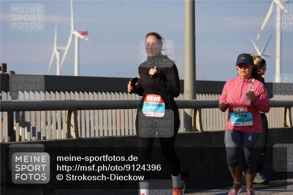 03.10.2025 - Köhlbrandbrückenlauf Strokosch-Dieckow http://msf.ph/oto/9124396 03.10.2025 10:04:54 Position 2 2606, 2232 meine-sportfotos.de
