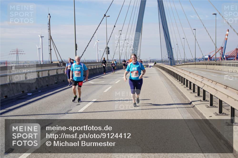 03.10.2025 - Köhlbrandbrückenlauf Michael Burmester http://msf.ph/oto/9124412 03.10.2025 13:07:28 Position 2  meine-sportfotos.de
