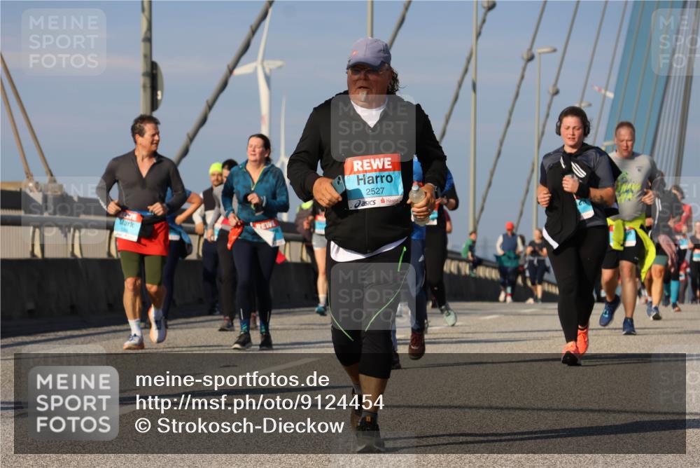 03.10.2025 - Köhlbrandbrückenlauf Strokosch-Dieckow http://msf.ph/oto/9124454 03.10.2025 10:05:03 Position 2 2527 meine-sportfotos.de
