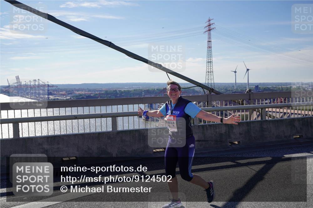 03.10.2025 - Köhlbrandbrückenlauf Michael Burmester http://msf.ph/oto/9124502 03.10.2025 13:07:41 Position 2 2480, 9 meine-sportfotos.de