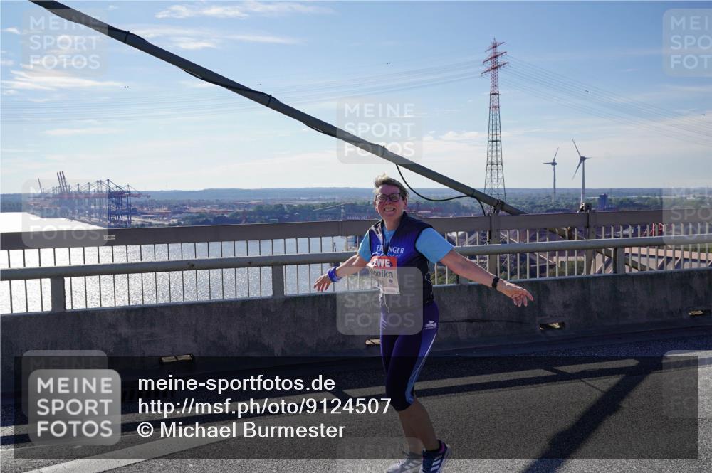 03.10.2025 - Köhlbrandbrückenlauf Michael Burmester http://msf.ph/oto/9124507 03.10.2025 13:07:41 Position 2 2480 meine-sportfotos.de
