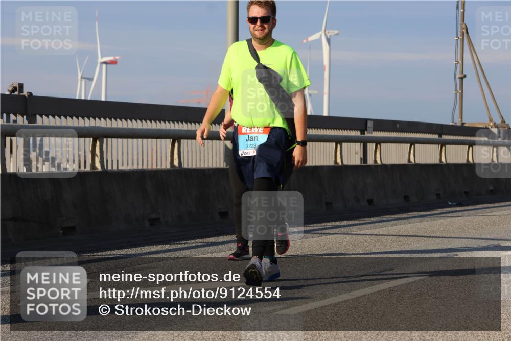 03.10.2025 - Köhlbrandbrückenlauf Strokosch-Dieckow http://msf.ph/oto/9124554 03.10.2025 10:05:20 Position 2 2223 meine-sportfotos.de