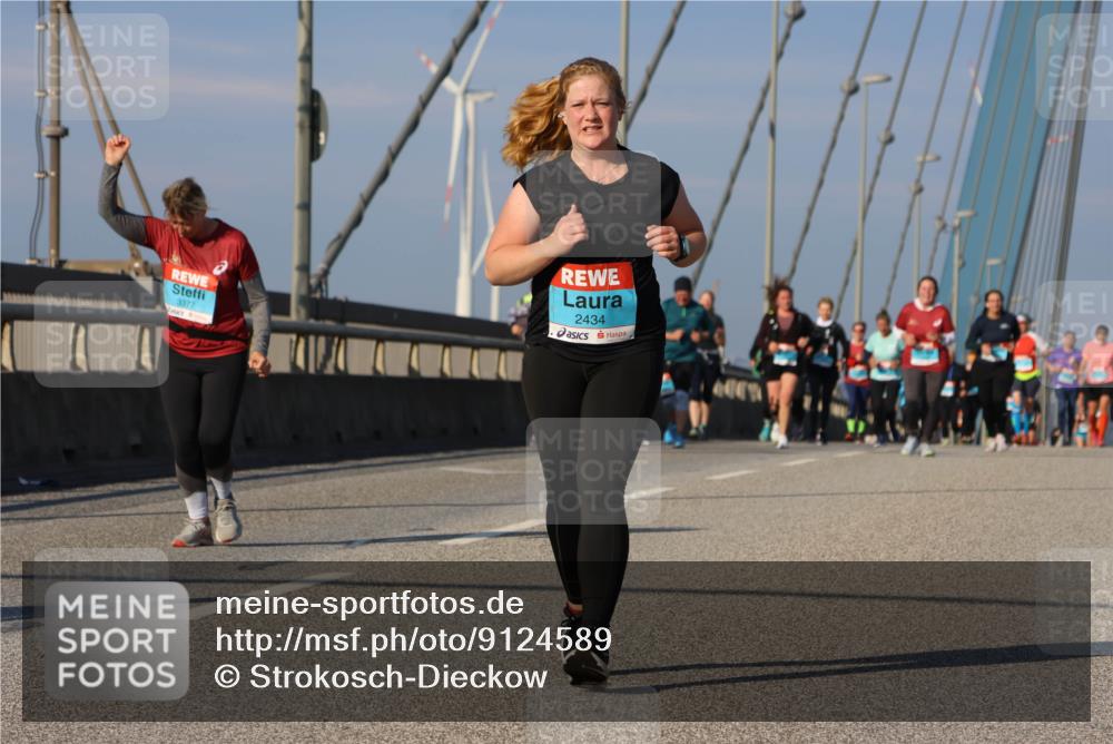 03.10.2025 - Köhlbrandbrückenlauf Strokosch-Dieckow http://msf.ph/oto/9124589 03.10.2025 10:05:27 Position 2 3377, 2434 meine-sportfotos.de
