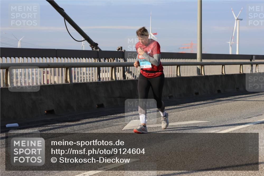 03.10.2025 - Köhlbrandbrückenlauf Strokosch-Dieckow http://msf.ph/oto/9124604 03.10.2025 10:05:33 Position 2 3377 meine-sportfotos.de