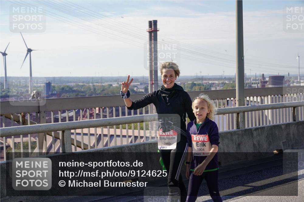 03.10.2025 - Köhlbrandbrückenlauf Michael Burmester http://msf.ph/oto/9124625 03.10.2025 13:07:49 Position 2 5905, 5904 meine-sportfotos.de
