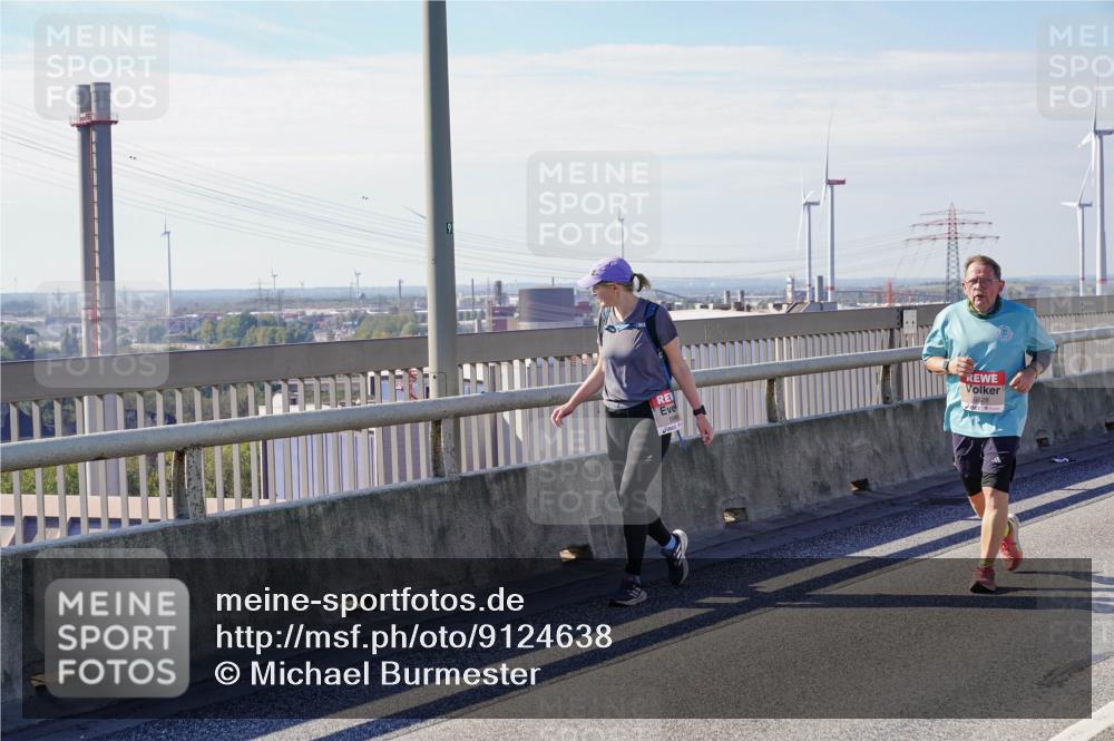 03.10.2025 - Köhlbrandbrückenlauf Michael Burmester http://msf.ph/oto/9124638 03.10.2025 13:07:52 Position 2 6528 meine-sportfotos.de