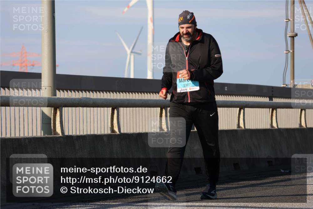 03.10.2025 - Köhlbrandbrückenlauf Strokosch-Dieckow http://msf.ph/oto/9124662 03.10.2025 10:05:49 Position 2 2307 meine-sportfotos.de
