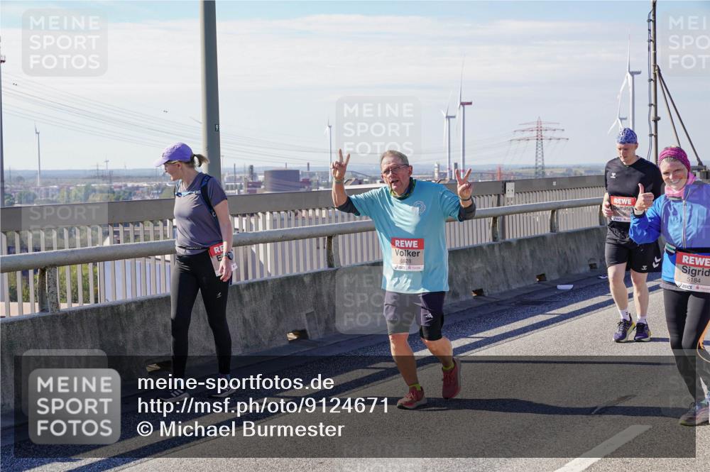 03.10.2025 - Köhlbrandbrückenlauf Michael Burmester http://msf.ph/oto/9124671 03.10.2025 13:07:54 Position 2 6528, 5184 meine-sportfotos.de