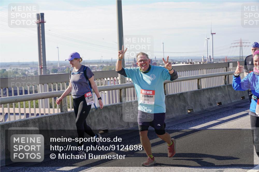 03.10.2025 - Köhlbrandbrückenlauf Michael Burmester http://msf.ph/oto/9124698 03.10.2025 13:07:54 Position 2 6528 meine-sportfotos.de