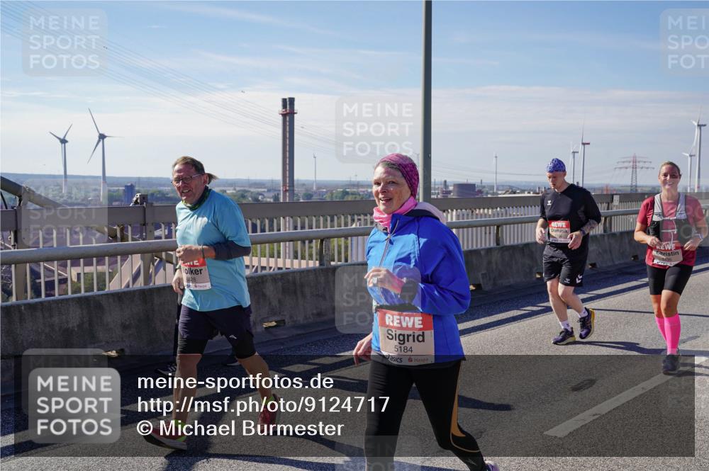 03.10.2025 - Köhlbrandbrückenlauf Michael Burmester http://msf.ph/oto/9124717 03.10.2025 13:07:56 Position 2 6528, 5184 meine-sportfotos.de