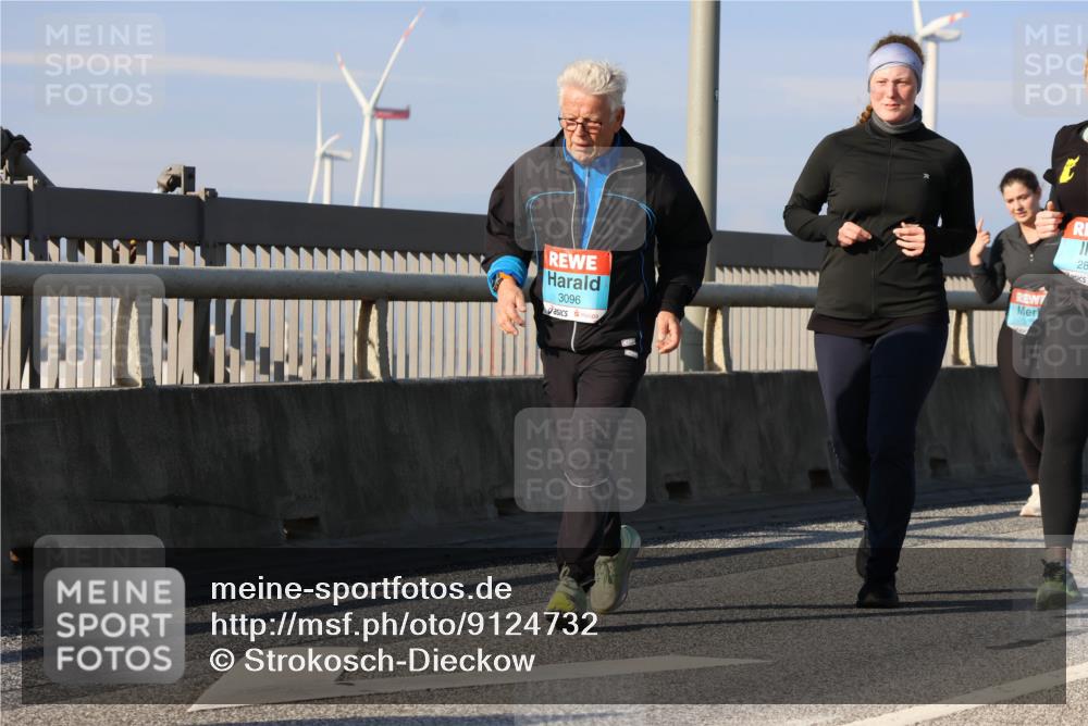 03.10.2025 - Köhlbrandbrückenlauf Strokosch-Dieckow http://msf.ph/oto/9124732 03.10.2025 10:06:01 Position 2 3096, 28 meine-sportfotos.de