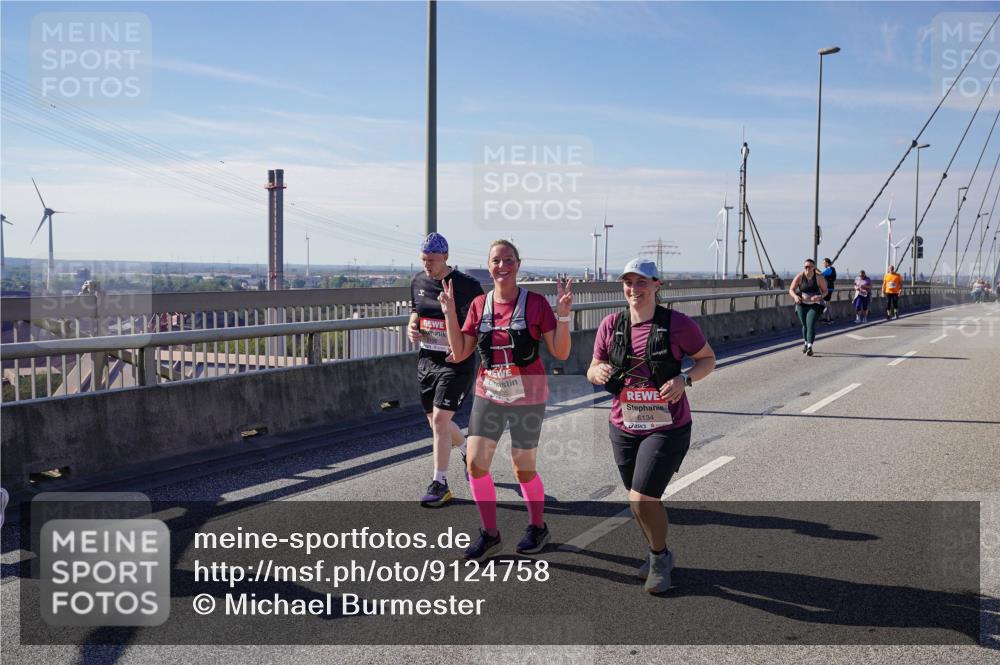 03.10.2025 - Köhlbrandbrückenlauf Michael Burmester http://msf.ph/oto/9124758 03.10.2025 13:07:57 Position 2 6134 meine-sportfotos.de