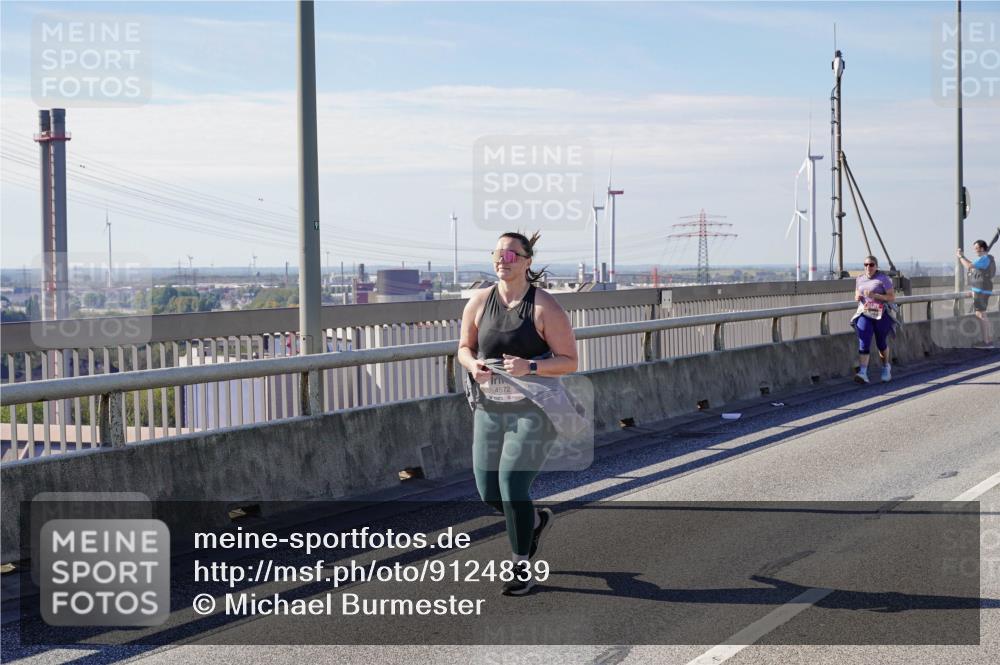 03.10.2025 - Köhlbrandbrückenlauf Michael Burmester http://msf.ph/oto/9124839 03.10.2025 13:08:01 Position 2 4572 meine-sportfotos.de