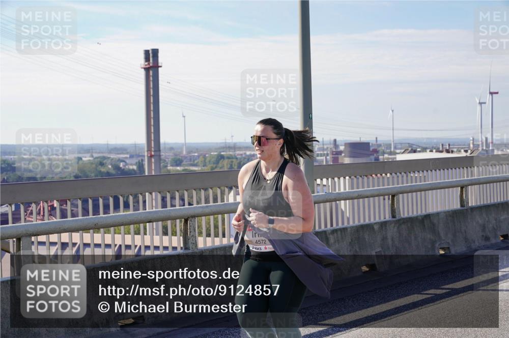 03.10.2025 - Köhlbrandbrückenlauf Michael Burmester http://msf.ph/oto/9124857 03.10.2025 13:08:02 Position 2 4572 meine-sportfotos.de