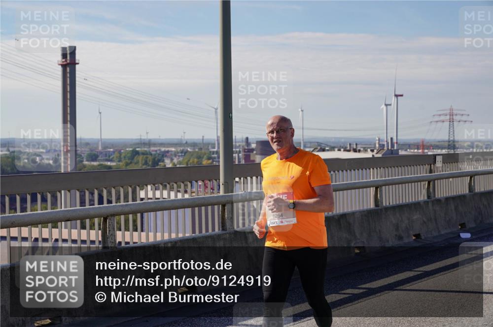 03.10.2025 - Köhlbrandbrückenlauf Michael Burmester http://msf.ph/oto/9124919 03.10.2025 13:08:10 Position 2 6264 meine-sportfotos.de