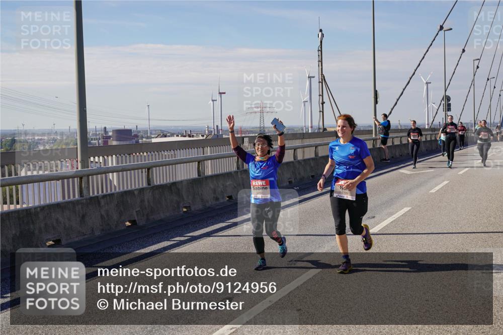 03.10.2025 - Köhlbrandbrückenlauf Michael Burmester http://msf.ph/oto/9124956 03.10.2025 13:08:17 Position 2 6109 meine-sportfotos.de