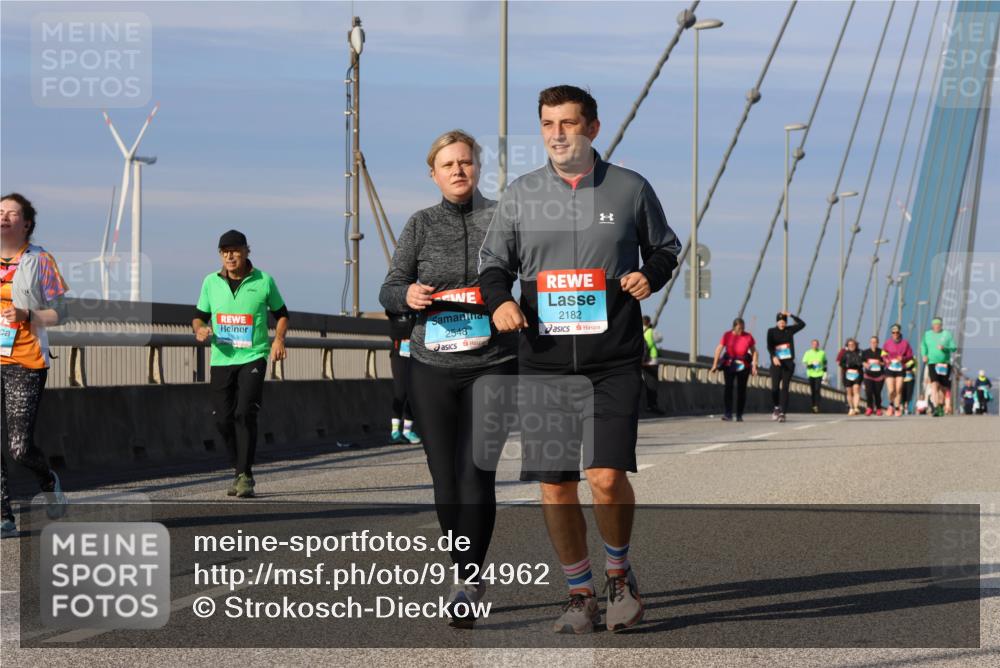 03.10.2025 - Köhlbrandbrückenlauf Strokosch-Dieckow http://msf.ph/oto/9124962 03.10.2025 10:06:26 Position 2 2548, 2182 meine-sportfotos.de