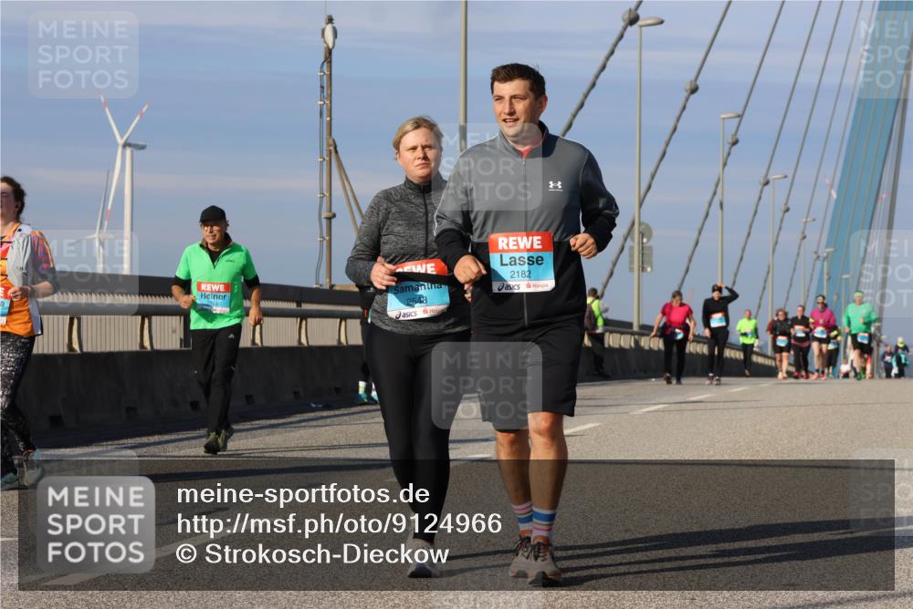 03.10.2025 - Köhlbrandbrückenlauf Strokosch-Dieckow http://msf.ph/oto/9124966 03.10.2025 10:06:26 Position 2 2548, 2182 meine-sportfotos.de