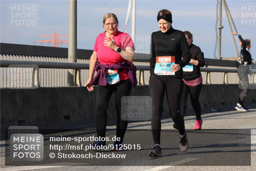 03.10.2025 - Köhlbrandbrückenlauf Strokosch-Dieckow http://msf.ph/oto/9125015 03.10.2025 10:06:44 Position 2 2440, 2662 meine-sportfotos.de