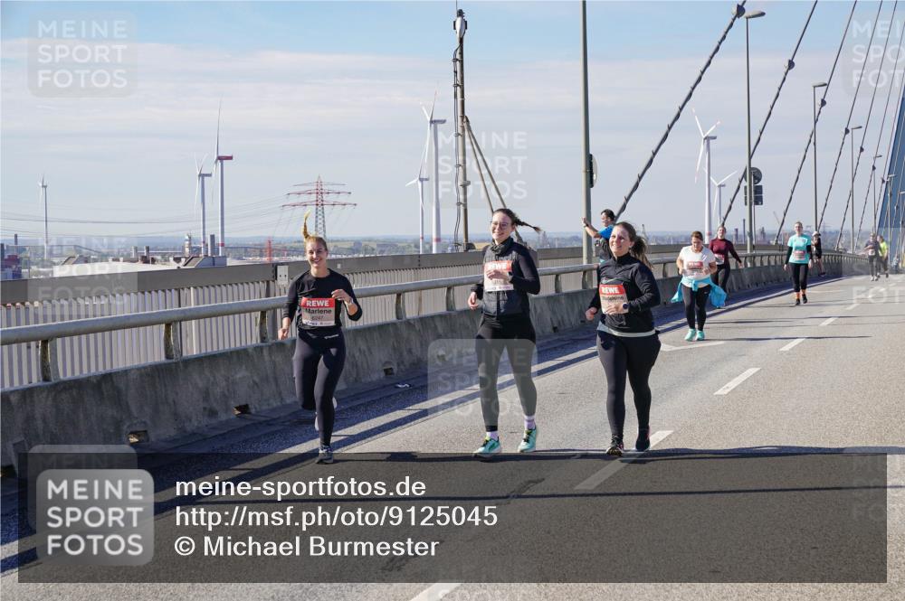 03.10.2025 - Köhlbrandbrückenlauf Michael Burmester http://msf.ph/oto/9125045 03.10.2025 13:08:23 Position 2  meine-sportfotos.de