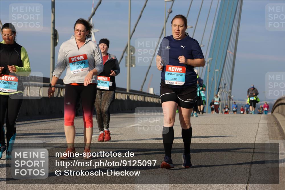 03.10.2025 - Köhlbrandbrückenlauf Strokosch-Dieckow http://msf.ph/oto/9125097 03.10.2025 10:06:58 Position 2 2547, 2199, 2426, 2501 meine-sportfotos.de