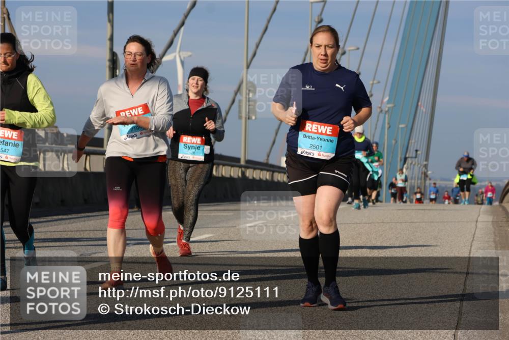 03.10.2025 - Köhlbrandbrückenlauf Strokosch-Dieckow http://msf.ph/oto/9125111 03.10.2025 10:06:59 Position 2 547, 2199, 2426, 2501 meine-sportfotos.de