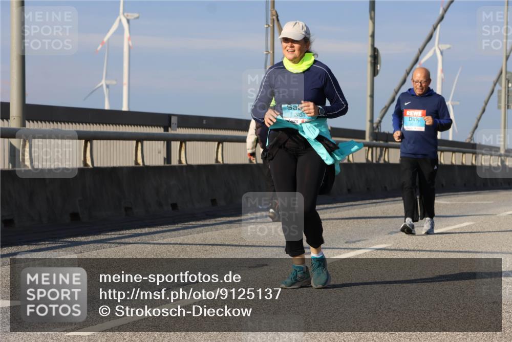 03.10.2025 - Köhlbrandbrückenlauf Strokosch-Dieckow http://msf.ph/oto/9125137 03.10.2025 10:07:14 Position 2 2488 meine-sportfotos.de