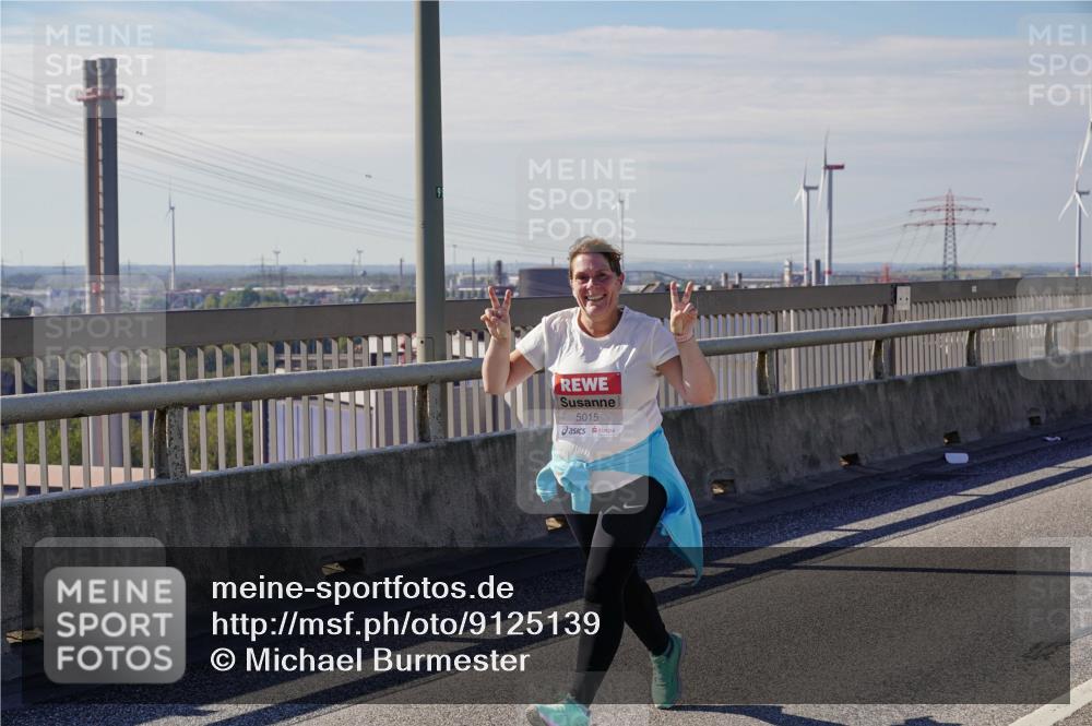 03.10.2025 - Köhlbrandbrückenlauf Michael Burmester http://msf.ph/oto/9125139 03.10.2025 13:08:30 Position 2 5015 meine-sportfotos.de