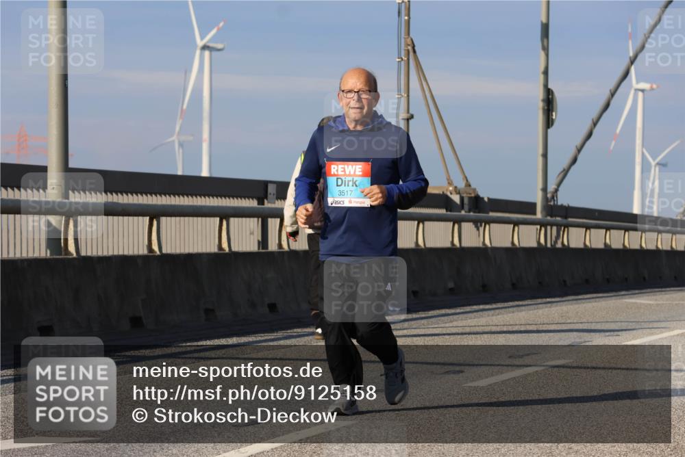 03.10.2025 - Köhlbrandbrückenlauf Strokosch-Dieckow http://msf.ph/oto/9125158 03.10.2025 10:07:18 Position 2 3517 meine-sportfotos.de