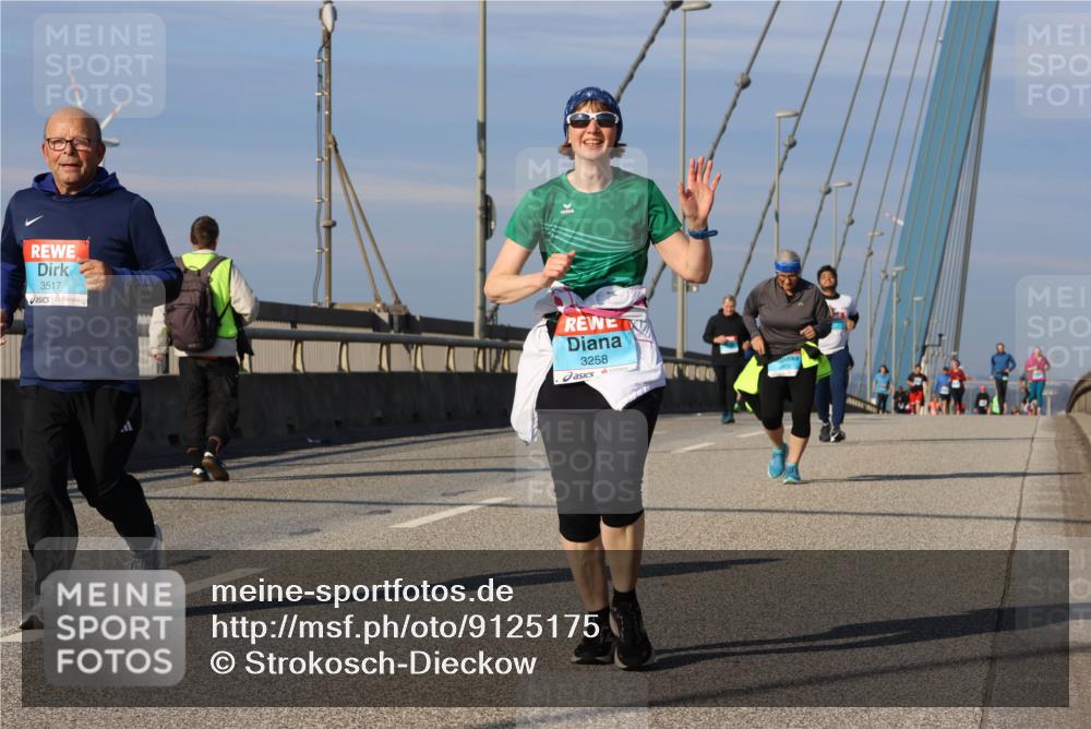 03.10.2025 - Köhlbrandbrückenlauf Strokosch-Dieckow http://msf.ph/oto/9125175 03.10.2025 10:07:19 Position 2 3517, 3258 meine-sportfotos.de