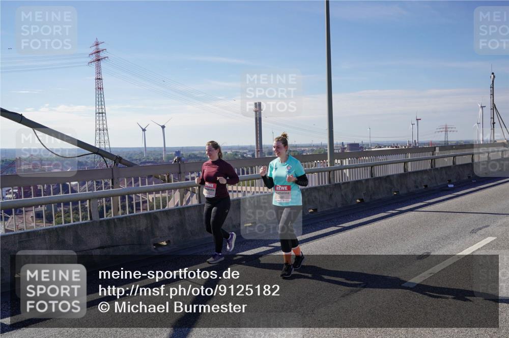 03.10.2025 - Köhlbrandbrückenlauf Michael Burmester http://msf.ph/oto/9125182 03.10.2025 13:08:38 Position 2  meine-sportfotos.de